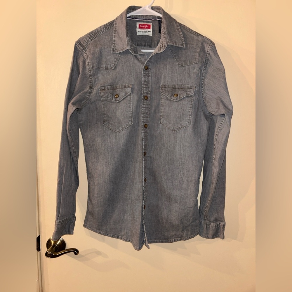 men’s WRANGLER pearl snap shirt | size small - Picture 2 of 4